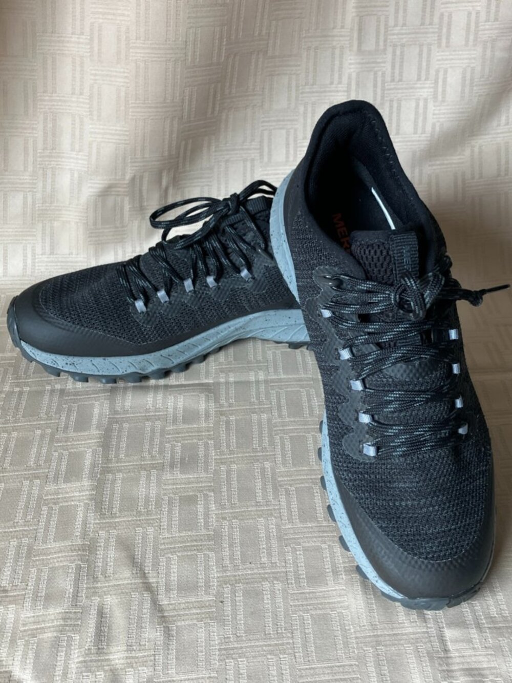 Merrell Women's Bravada Waterproof Hiking Shoes Size 9, New without tags